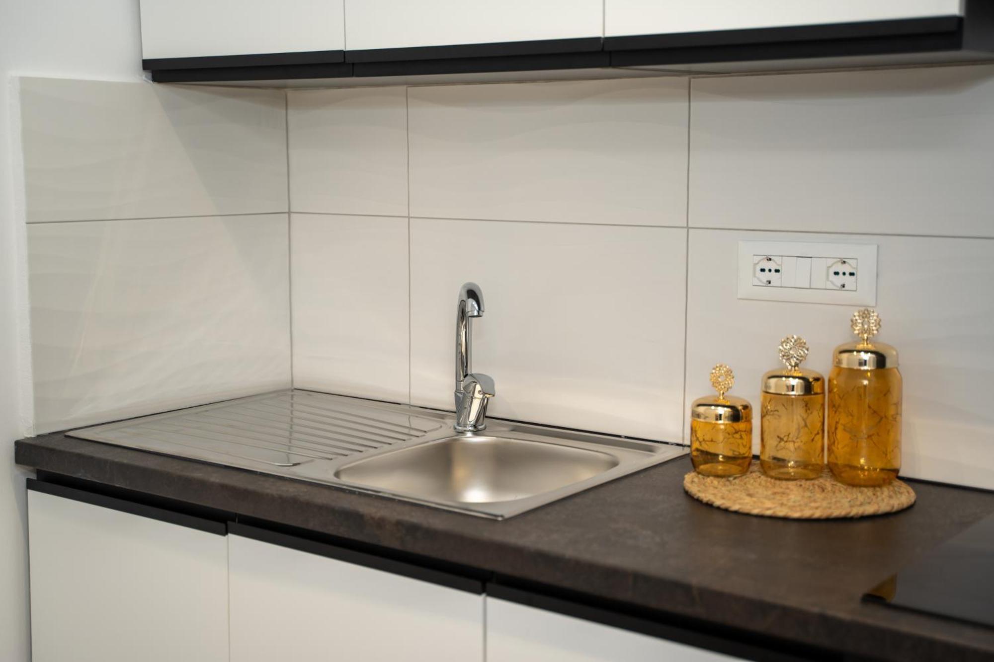 Sunnydream Apartaments Saranda Екстериор снимка
